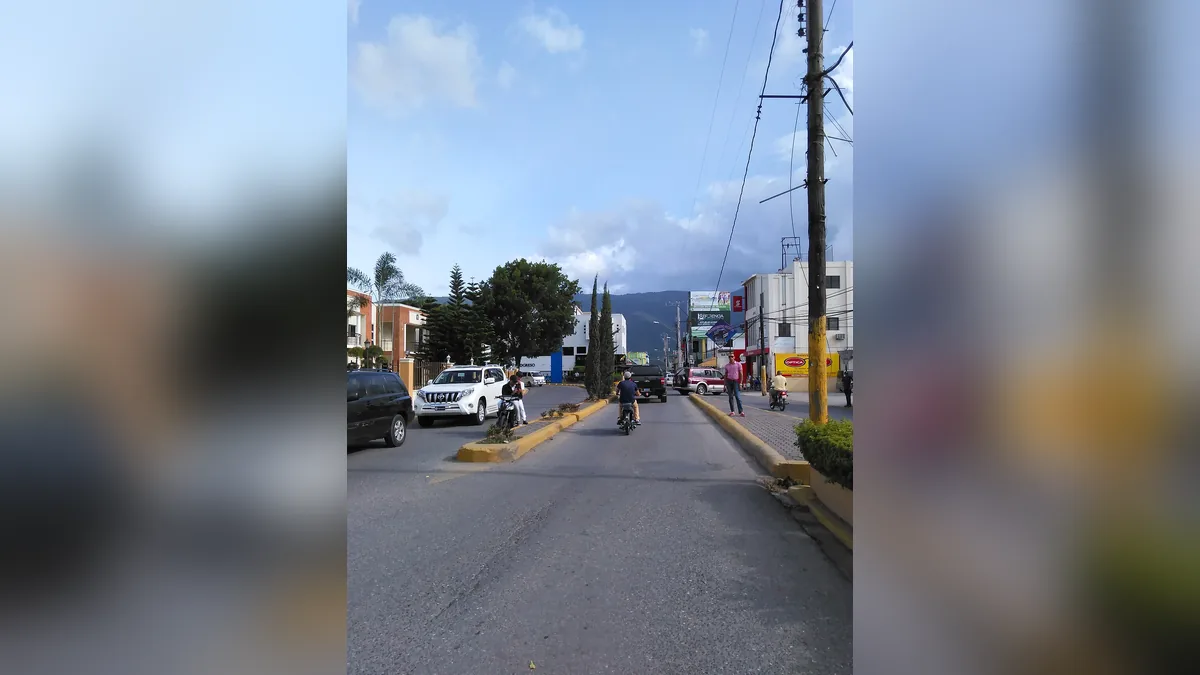 Fotografía auténtica de Jarabacoa, municipio de montaña de la provincia La Vega en la República Dominicana